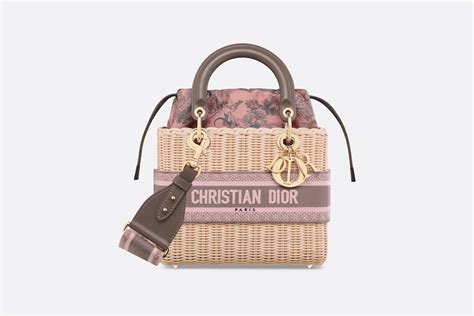 dior borsa stondata bottone|borse di dior.